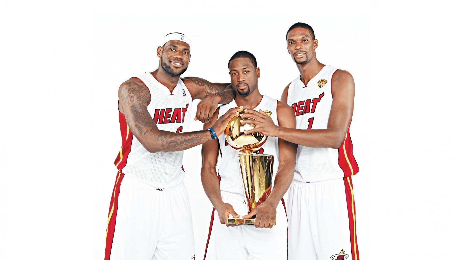 深圳队强势拿下老鹰，约基奇化身关键先生锁定胜局