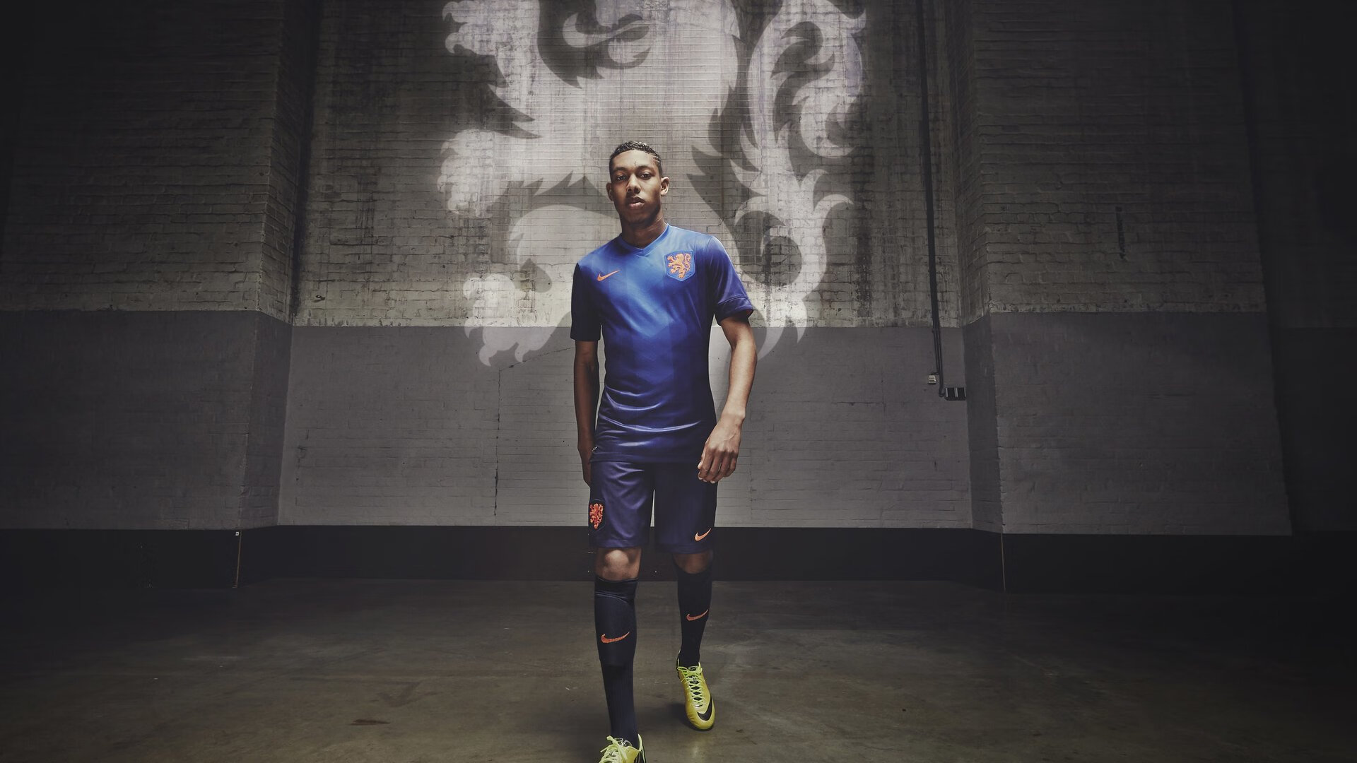 威廉姆斯鏖战梅赛德斯，皮亚斯特里关键制胜，一场改写历史的战术博弈